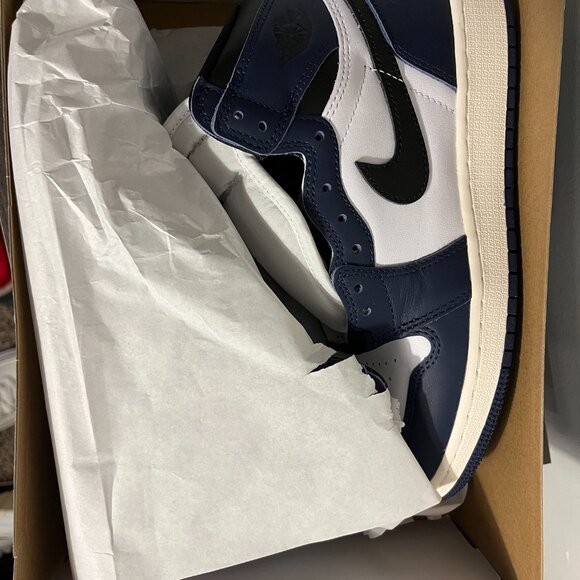 🔥 Air Jordan 1 Retro High “Midnight Navy” | Women’s 8 / 6.5Y | Brand New 📦🔥 - Picture 2 of 5